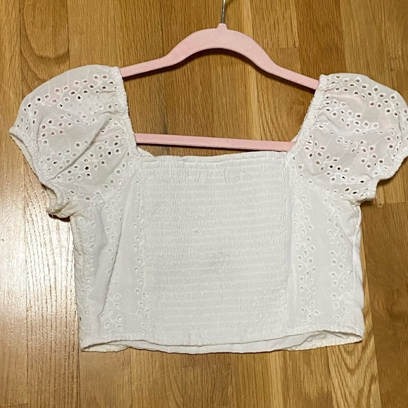 Hollister White Lace Cropped Top - Picture 10 of 10